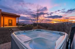 Terracotta Cove - Hot tub, Fire pit, Star gazing