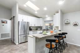 Relaxing Cottonwood Stay: Near Vineyards - Hot Tub