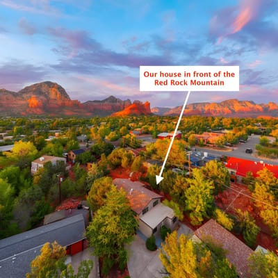 Red Rock Retreat: Sedona Views, Hot Tub & BBQ